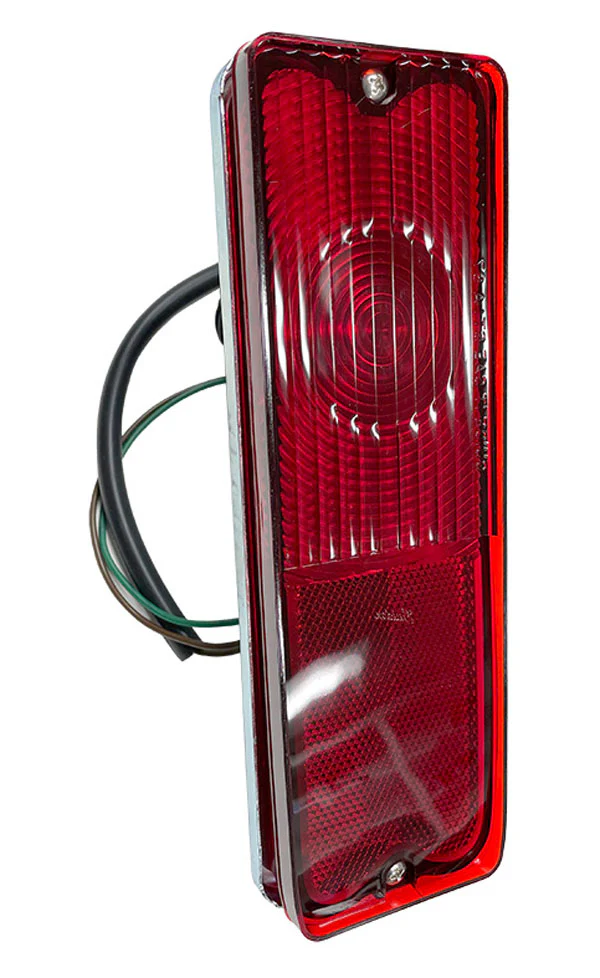 1967-72 Chevy & GMC Tail Light Assembly , Fleetside - Image 3