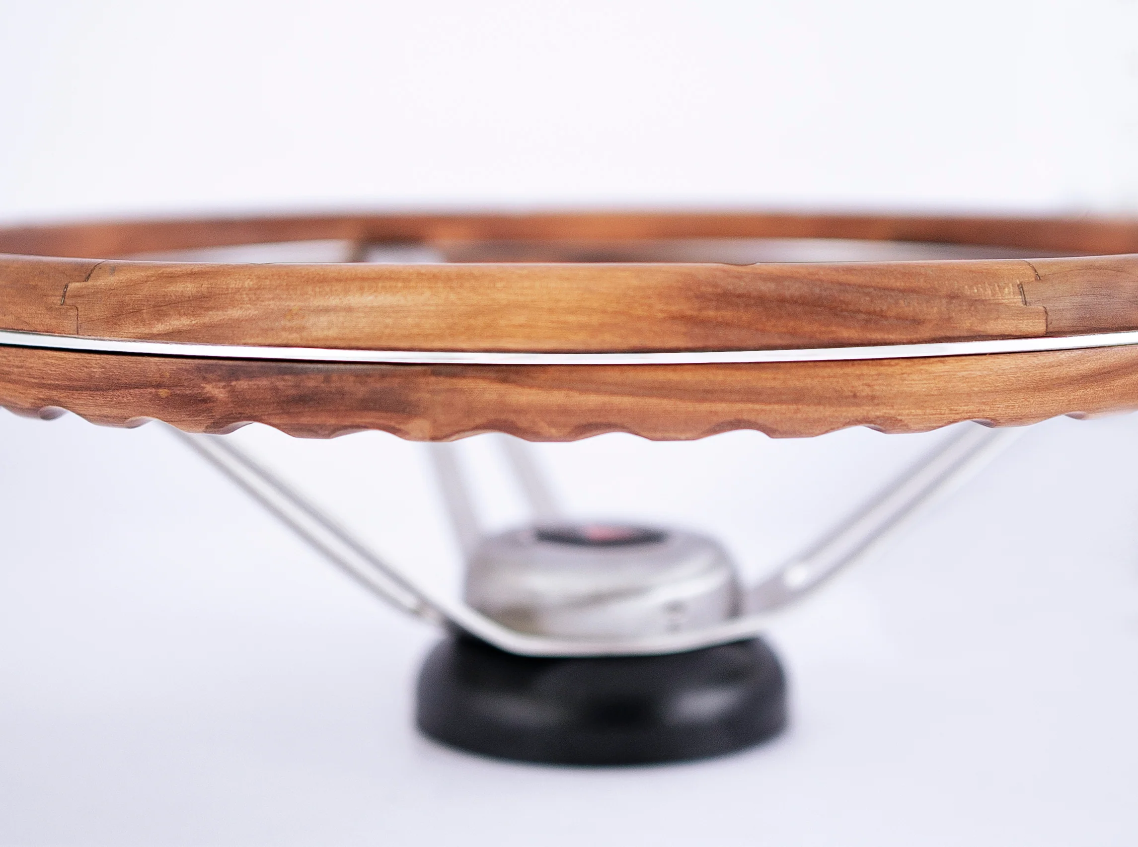 Classic Pontiac Wheel - Walnut -15"" - Image 3